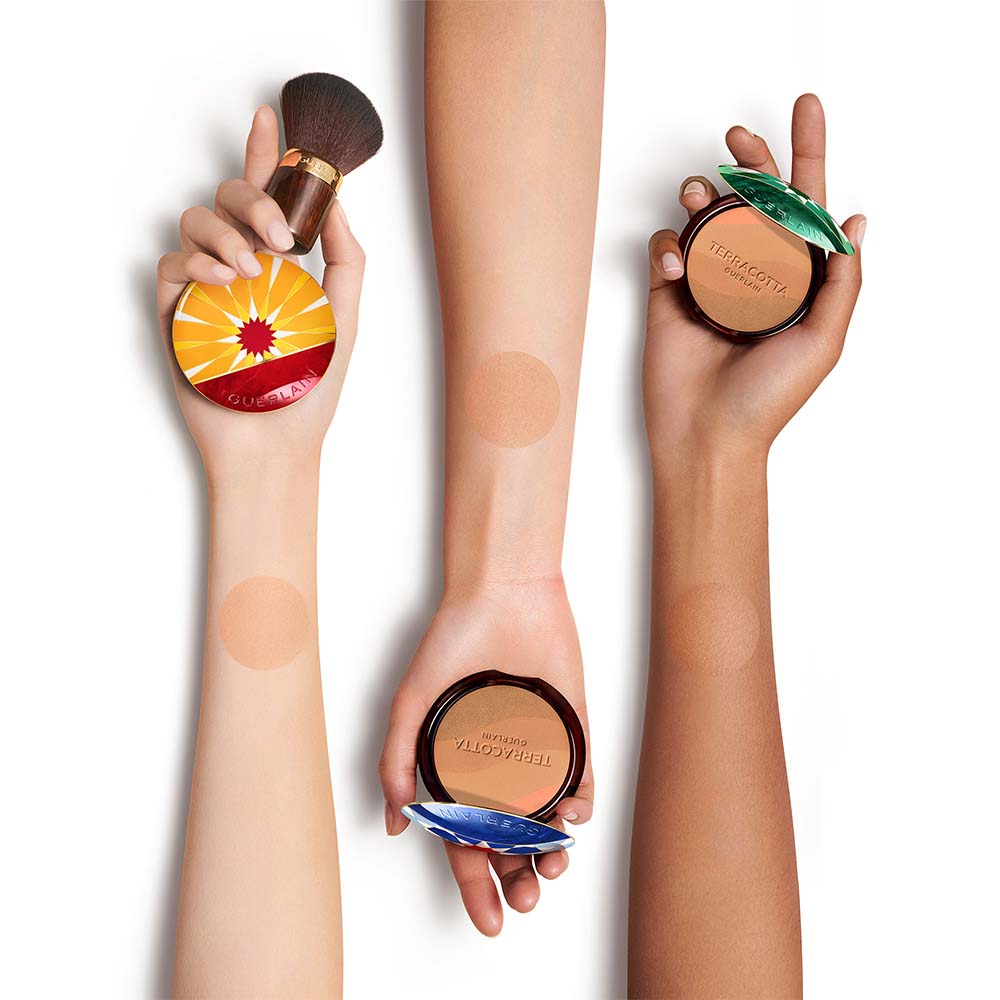 TERRACOTTA LIGHT LOS POLVOS ILUMINADORES EFECTO NATURAL (POLVOS ILUMINADORES)